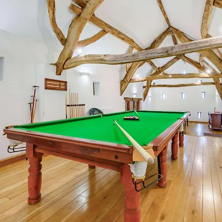 4 Bed In Routenbeck Sz405 Holiday home Bassenthwaite Lake